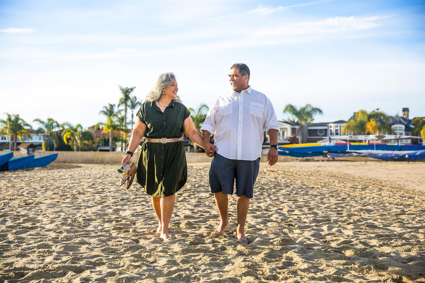 Beltone Rely couple on beach